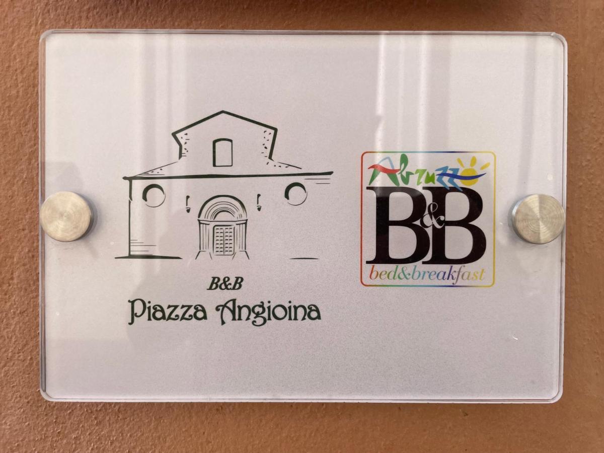 B & B Piazza Angioina L'Aquila Eksteriør billede